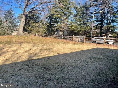 229 New Albany Rd, Moorestown, NJ 08057 - photo 4