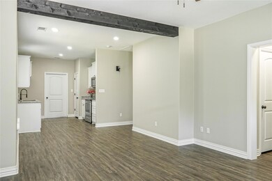 605 W Parnell St, Denison, TX 75020 - photo 6