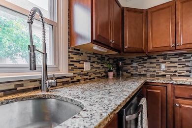 21 Princess Ave, Cranston, RI 02920 - photo 5