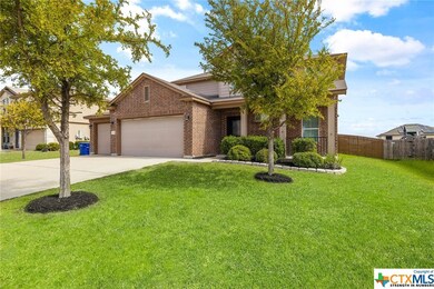 2102 Mike Dr, Copperas Cove, TX 76522 - photo 2