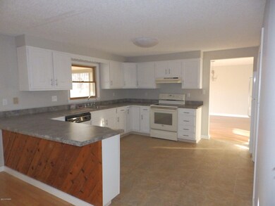 116 Mink Ct, Dingmans Ferry, PA 18328 - photo 4