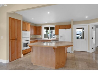 2761 Pinerock Dr, Eugene, OR 97403 - photo 7