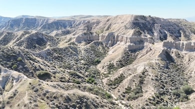 0 Vasquez Canyon unit SR25255998, Canyon Country, CA - photo 2