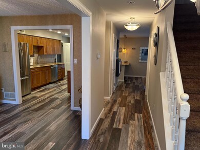 10 Easton Dr, Sicklerville, NJ 08081 - photo 4