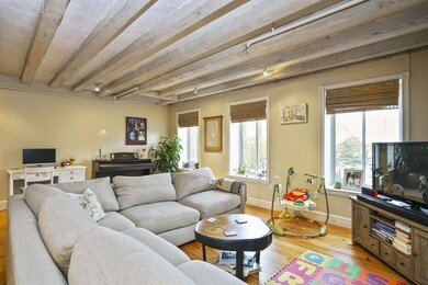 236 Commercial St unit 3, Boston, MA 02109 - photo 4