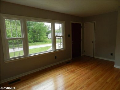 12480 Clinton Heights Dr, Ashland, VA 23005 - photo 3