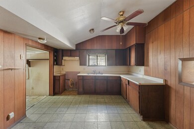 4605 Siegel St, Houston, TX 77009 - photo 7