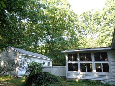 102 Redstart Ct, Hawley, PA 18428 - photo 4