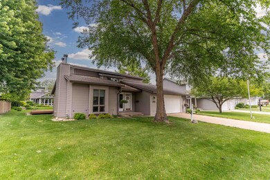 2627 Fandre Dr, Cedar Falls, IA 50613 - photo 3