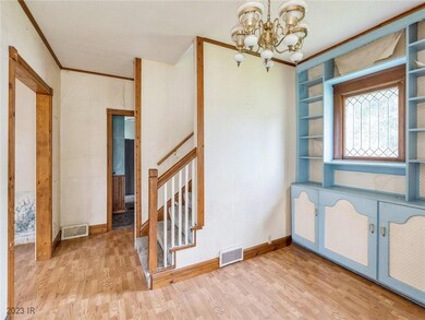 903 W 4th St S, Newton, IA 50208 - photo 6