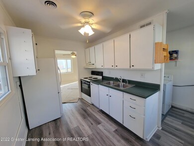 2014 Marion Ave, Lansing, MI 48910 - photo 5