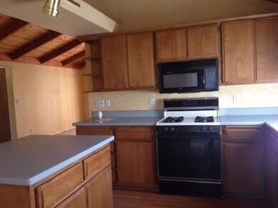 935 Amanda Way unit 5, Central Point, OR 97502 - photo 6