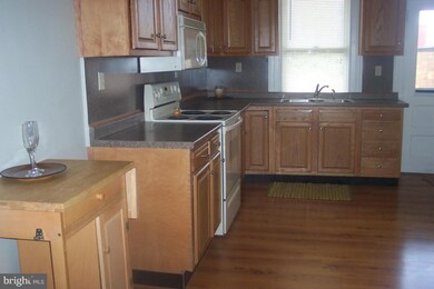 435 S West End Ave, Lancaster, PA 17603 - photo 2