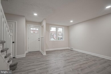 2863 Cushing Rd, Camden, NJ 08104 - photo 3