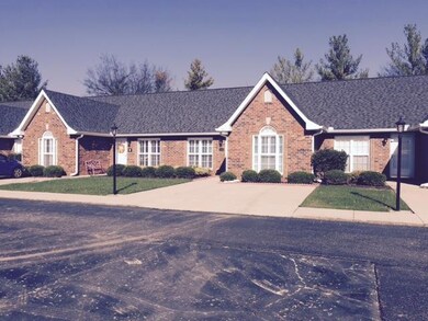 633 E Lane St, Shelbyville, TN 37160 - photo 2