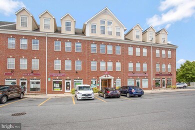 601 7th St unit 401, Laurel, MD 20707 - photo 3