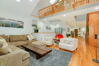 943 N Honore St, Chicago, IL 60622 - photo 2