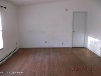 155 Walnut St, Kunkletown, PA 18058 - photo 2
