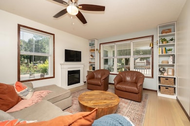 1106 E 22nd St, Minneapolis, MN 55404 - photo 7