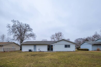 2200 Baker St, Aurora, IL 60506 - photo 3
