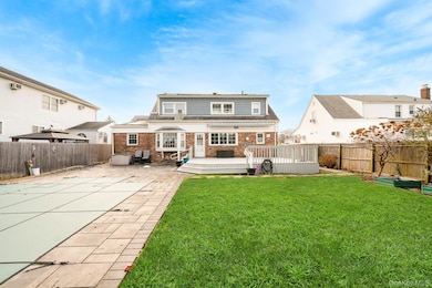 3861 Wilburne Ave, Seaford, NY 11783 - photo 5