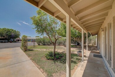 103-PorchView