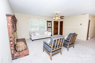 198 Dunlap Loop, Statesville, NC 28625 - photo 6