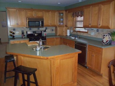 13202 Vicarage Dr unit 2, Plainfield, IL 60585 - photo 7