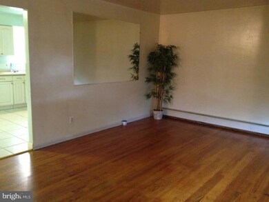 1434 S Myrtle St, Vineland, NJ 08360 - photo 3