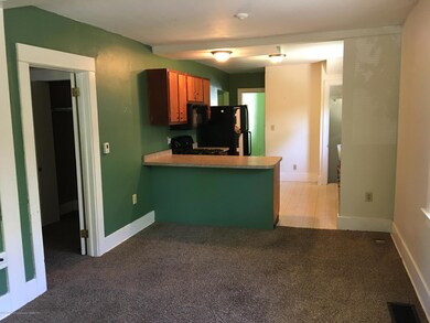 1215 Parkview St, Lansing, MI 48912 - photo 4