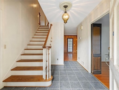 654 Grove Pkwy SE, Marietta, GA 30067 - photo 2