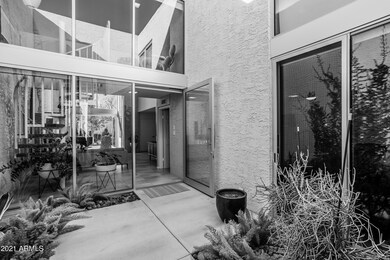 Iconic MidCentury Lines & Drama