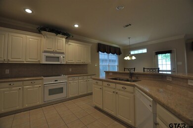 5825 Cross Creek Cir, Tyler, TX 75703 - photo 4