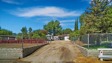 14832 Cobalt St, Sylmar, CA 91342 - photo 4