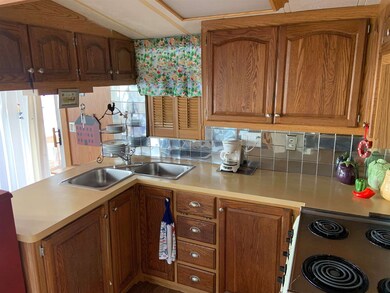 308 Route 286 unit Lot 37, Seabrook, NH 03874 - photo 4