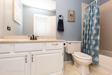 11611 Pine Way unit B, Huntley, IL 60142 - photo 2