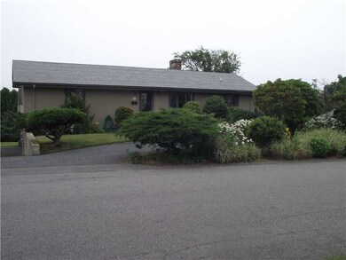 446 Purgatory Ln, Middletown, RI 02842 - photo 2