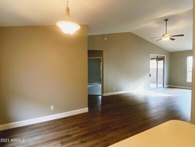 GreatRoom-1048