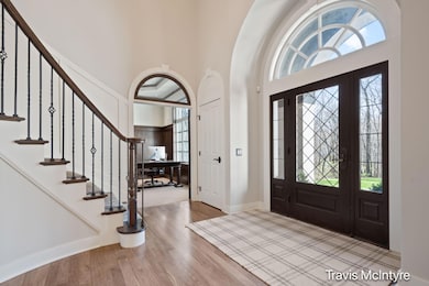 11-web-or-mls-1100 Skyvale-11
