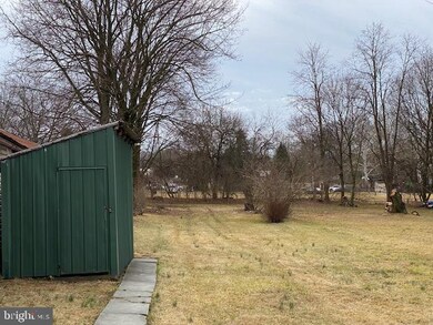 8 S Reamstown Rd, Stevens, PA 17578 - photo 5