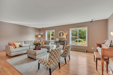 3071 E 7335 S, Salt Lake City, UT 84121 - photo 5