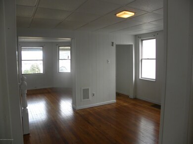 623 Hampton St, Scranton, PA 18504 - photo 7