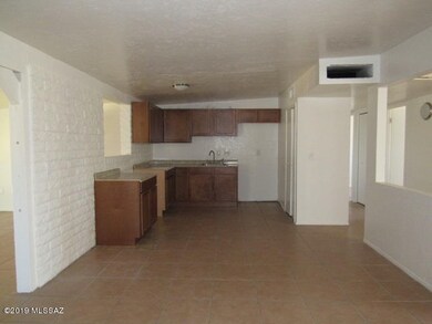 8008 E Nicaragua Dr, Tucson, AZ 85730 - photo 7