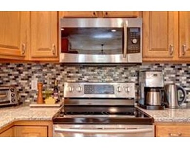 32 Cork Cir, Millville, MA 01529 - photo 5