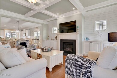 2012WillowhavenLane-04