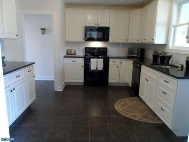 605 Stenton Ave, Flourtown, PA 19031 - photo 7