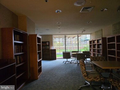 Skyline Square North and South unit 817N, Baileys Crossroads, VA 22041 - photo 3