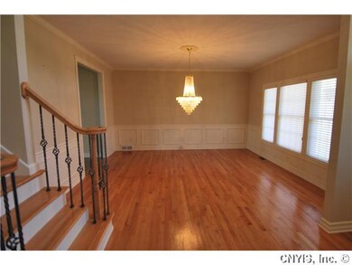 Dining Room. Dinner parties will sparkle in this s