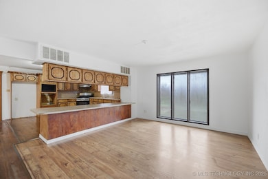 35064 W 321st St S, Bristow, OK 74010 - photo 5