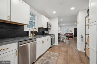 1802 5th Ave, Folsom, PA 19033 - photo 7